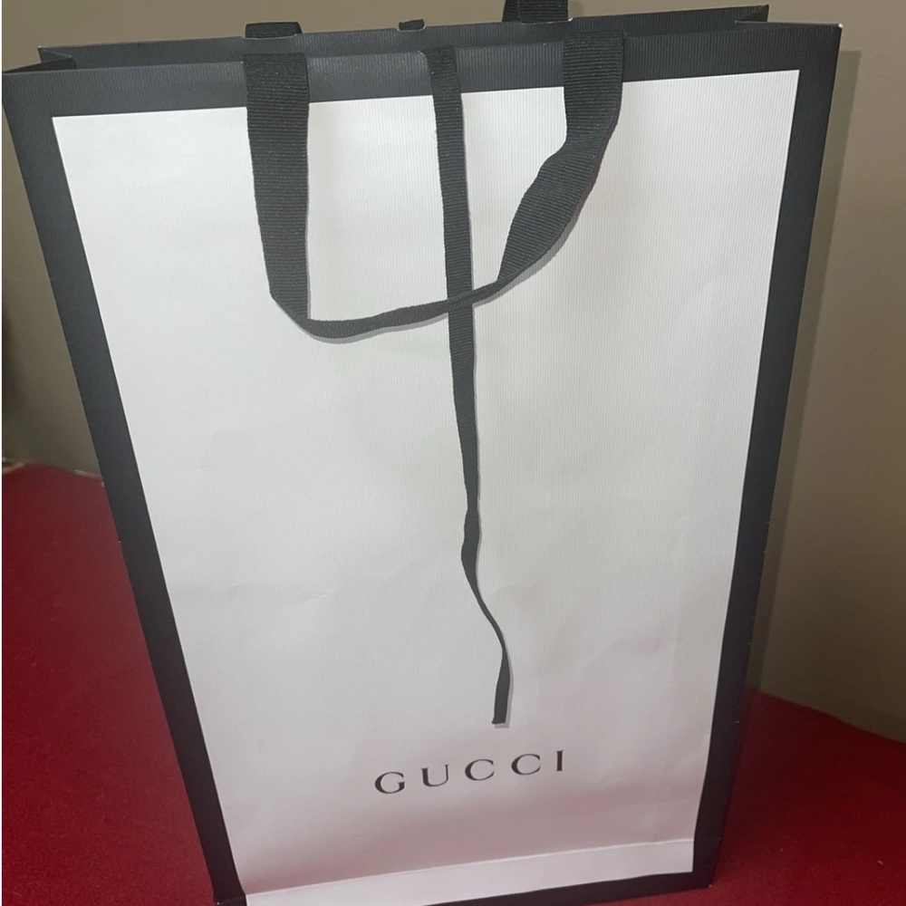 Gucci Empty Paper White Shopping Bag W/ Black Rope Handles Authentic 19x11.5x3"